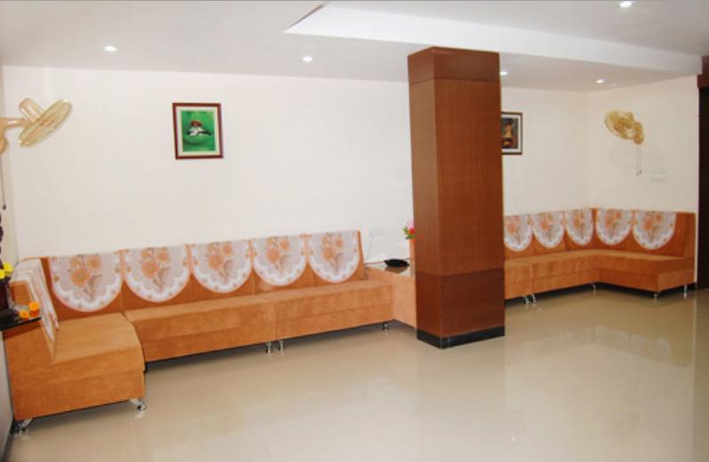 Balaji Grand Hotell Kākināda Eksteriør bilde