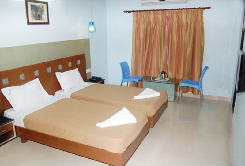 Balaji Grand Hotell Kākināda Rom bilde