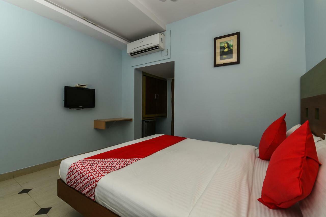 Balaji Grand Hotell Kākināda Eksteriør bilde